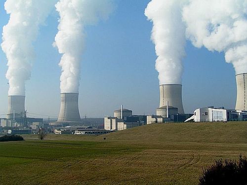 Nuclear_Power_Plant_Cattenom.jpg